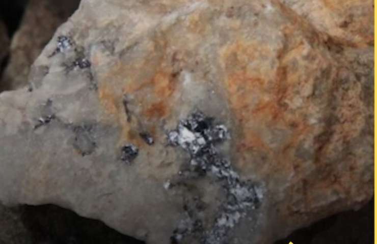 scoperta minerale 