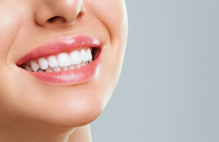 sorriso denti igiene orale importanza 