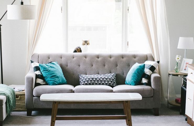 stile casa arredamento divano cuscini 
