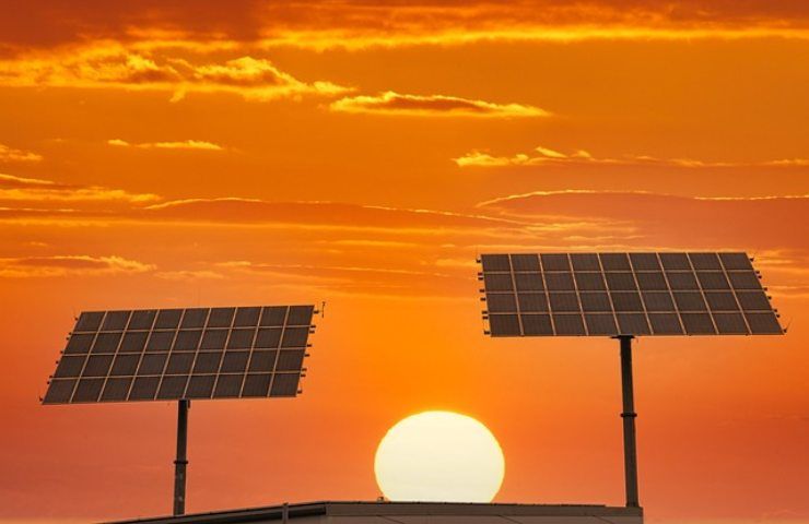 Impianti fotovoltaici, i pro e i contro dell'energia pulita