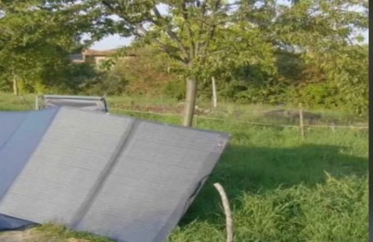 Tagliarba ecosostenibile: d'ora in poi, si alimenterà con i pannelli solari