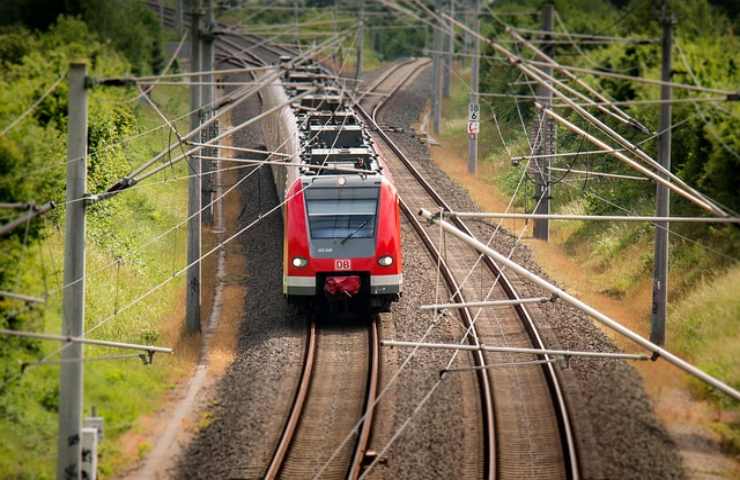 Perché se salti sul treno cadi sempre nello stesso punto