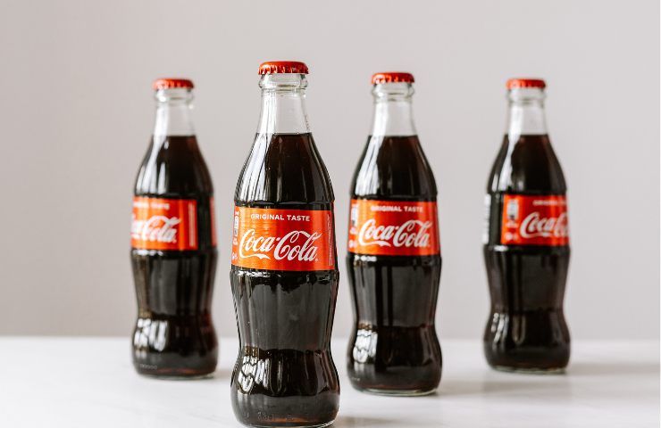 Usa la Coca Cola per le pulizie di casa e non solo, rimarrai strabiliato