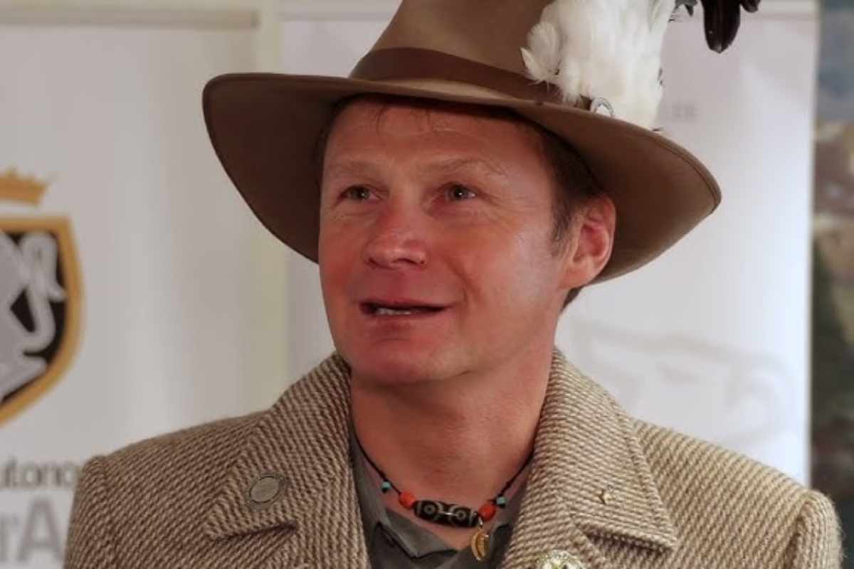 Marco Camandona vestito da alpino