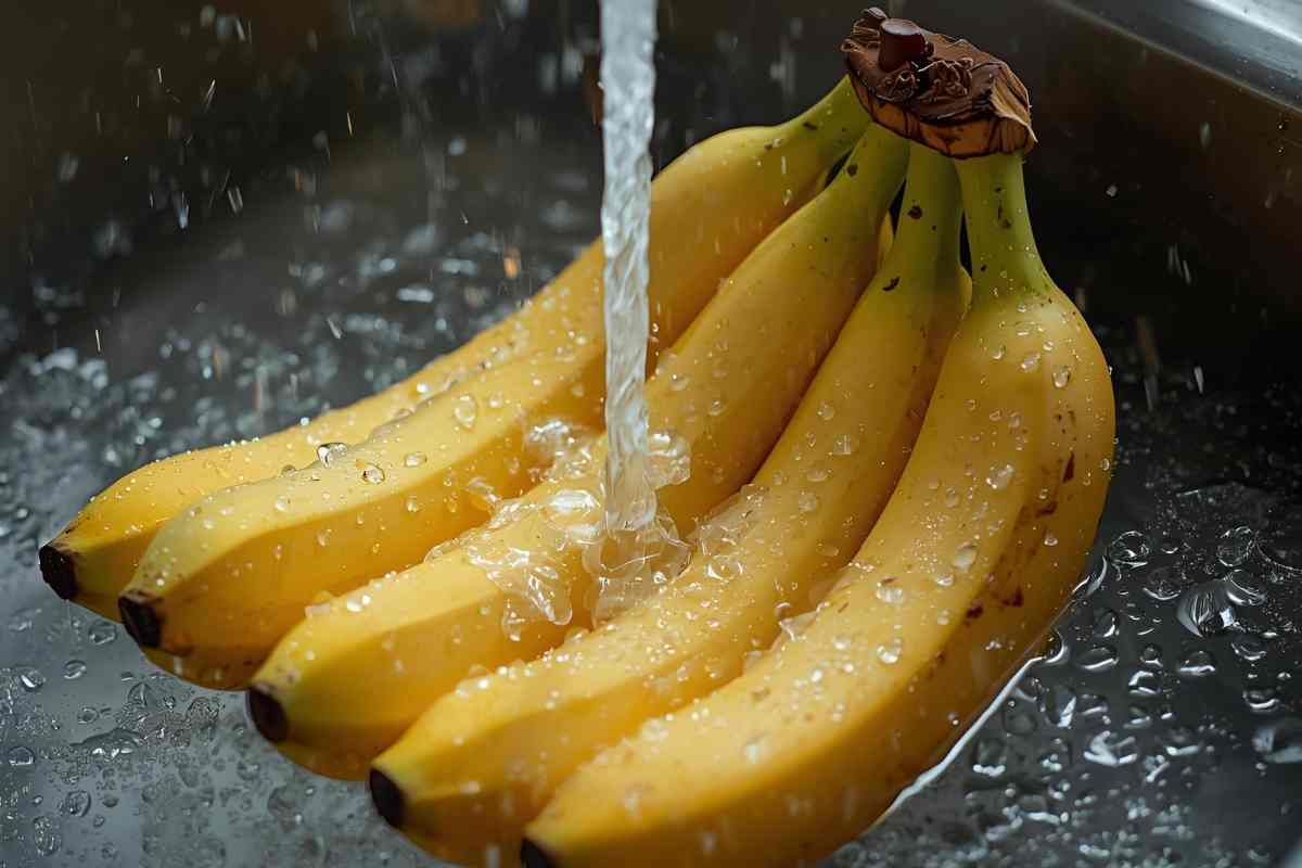 lavare casco di banane