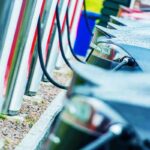 Auto elettriche, il beneficio nascosto che cambia le città: meno rumore, più qualità della vita